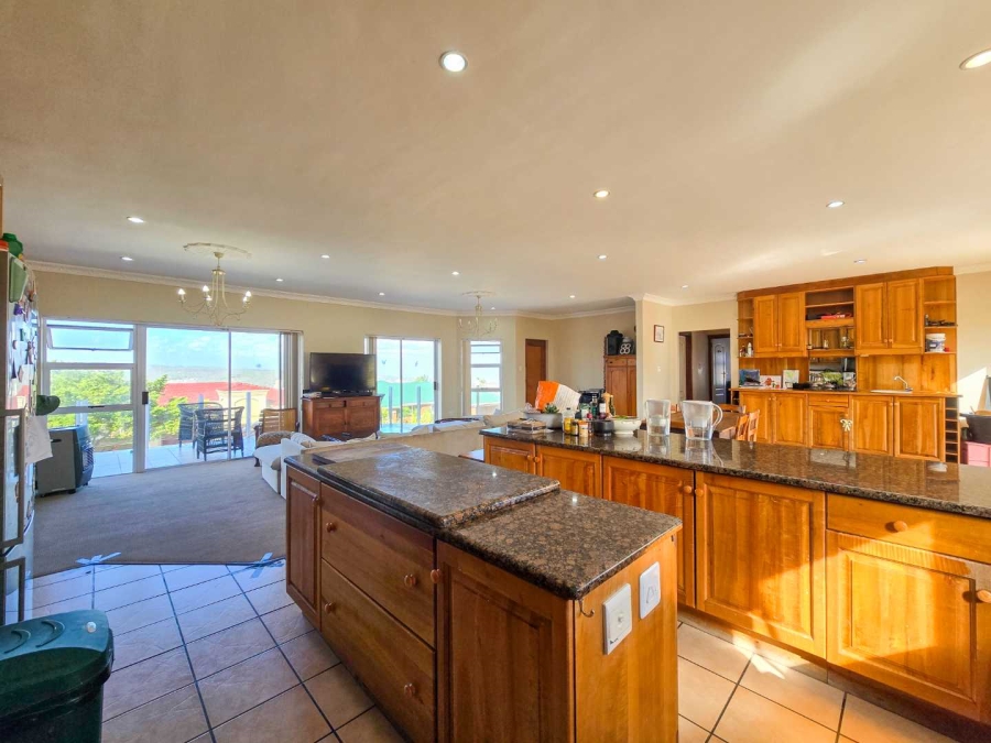 4 Bedroom Property for Sale in Stilbaai Wes Western Cape